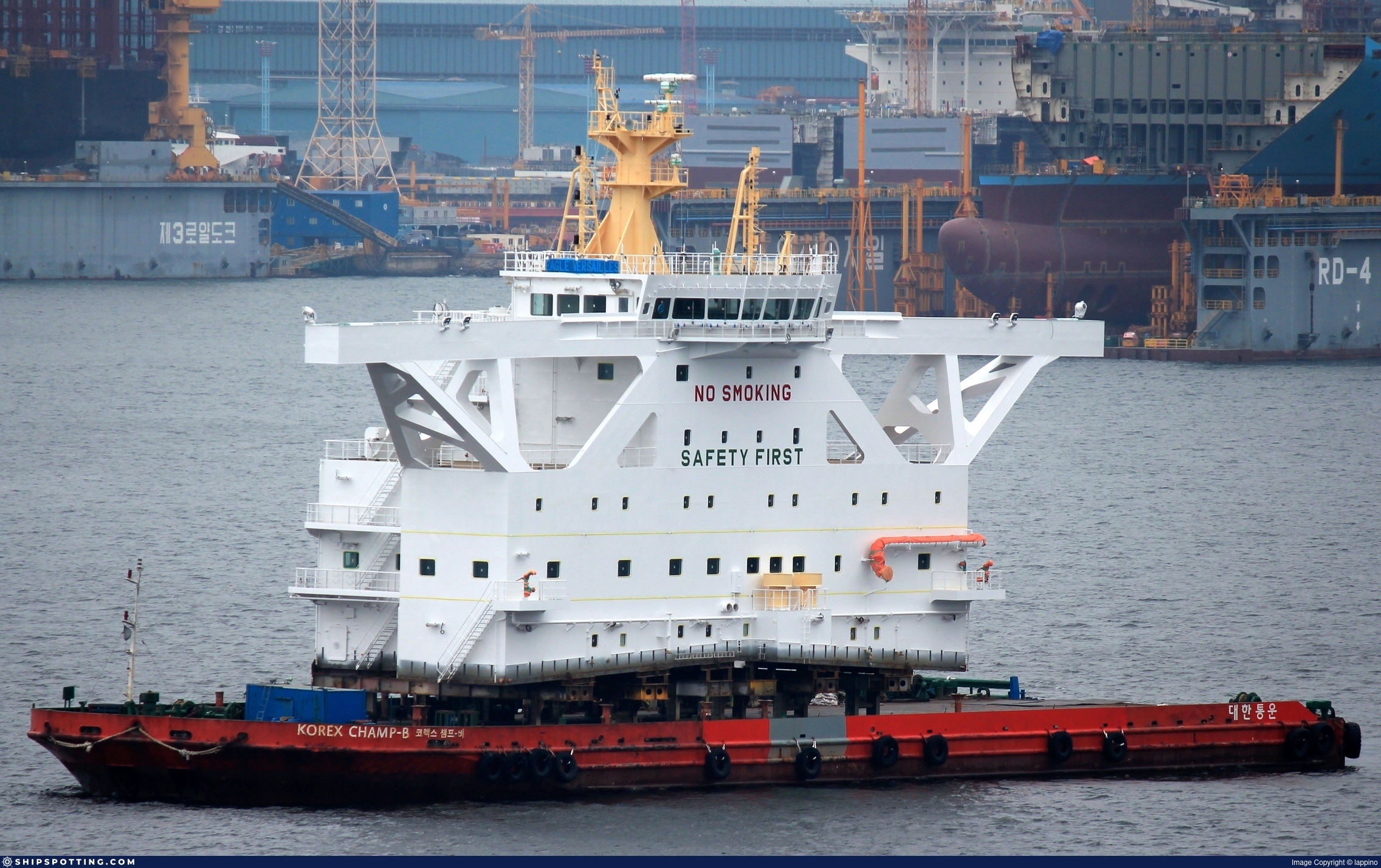 Eaglestar – Eagles Versailles (Marine)